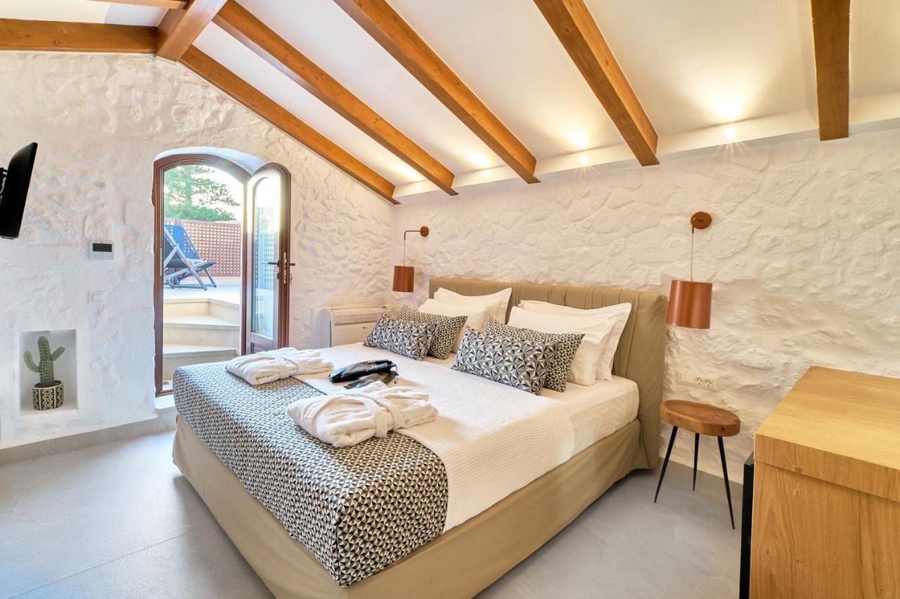 Vista Del Porto Luxury Suites Rethymno Exterior foto