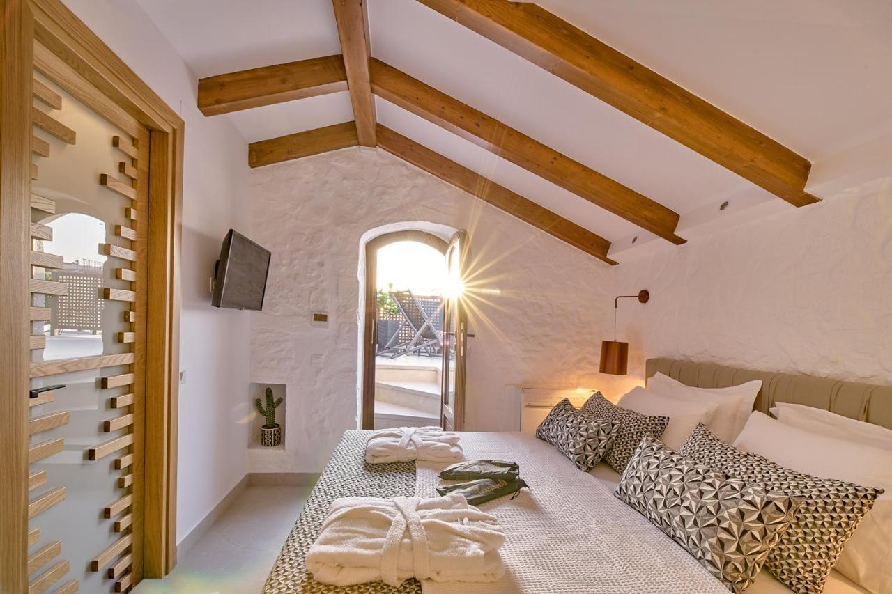 Vista Del Porto Luxury Suites Rethymno Exterior foto
